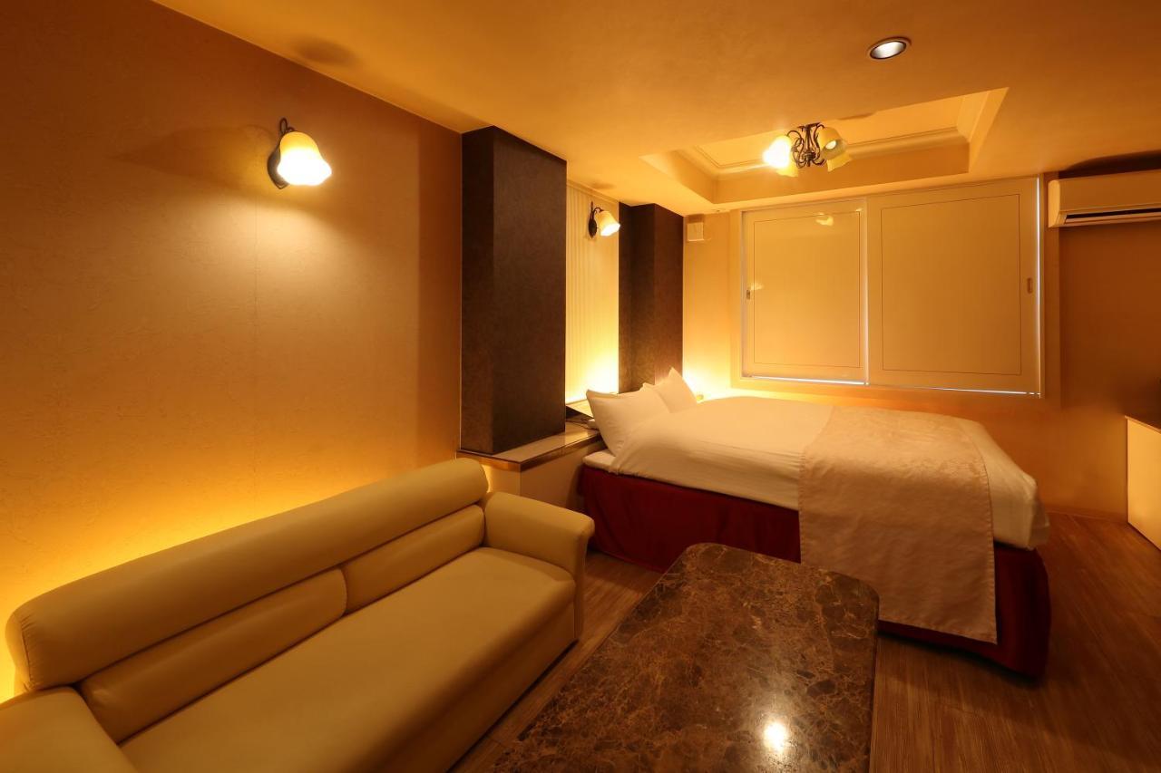 Hotel Fine Olive Kyoto Yamashina (Adults Only) Exteriör bild