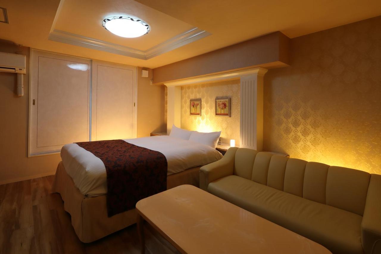 Hotel Fine Olive Kyoto Yamashina (Adults Only) Exteriör bild
